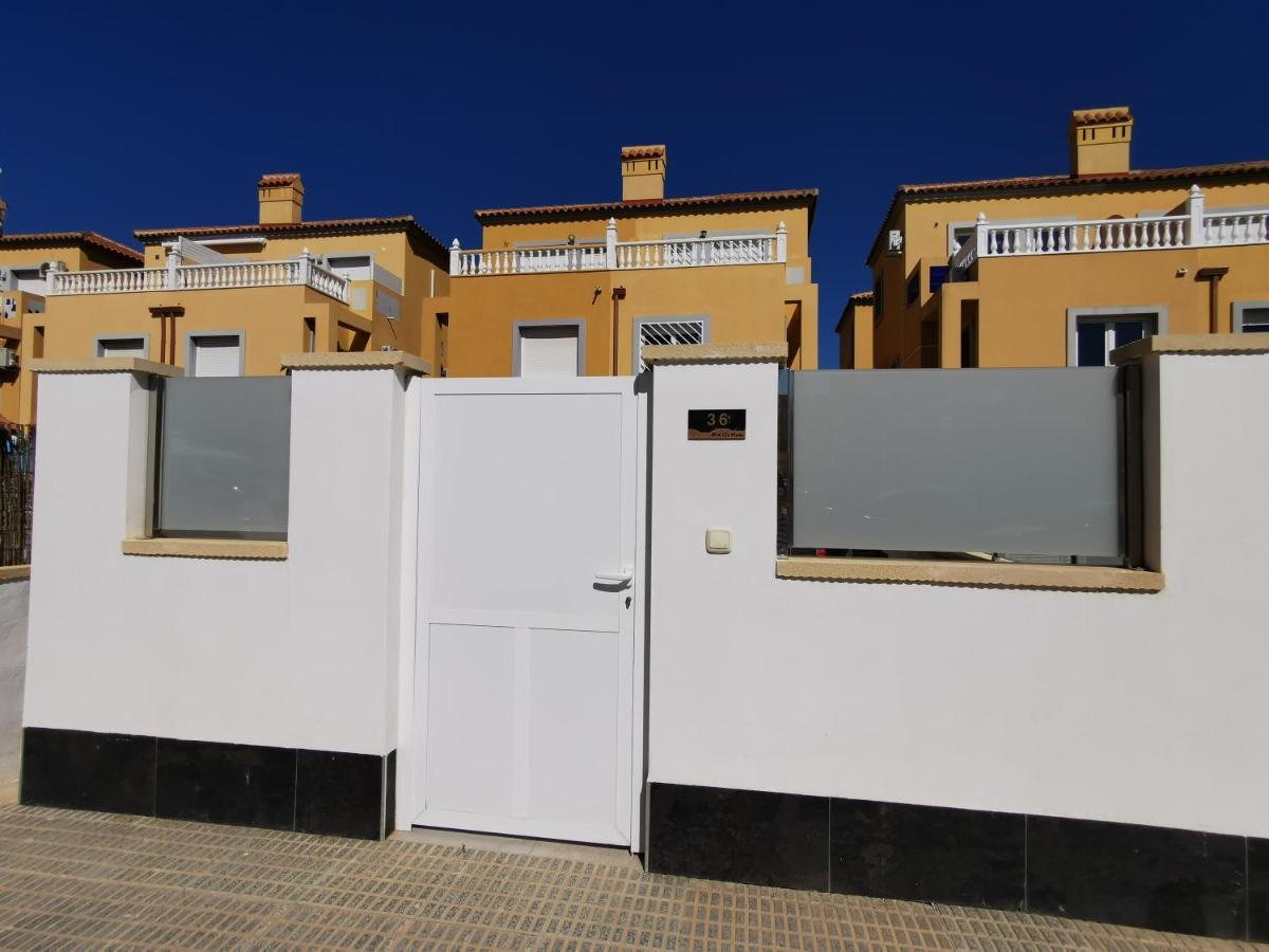 Villa La Zenia Boulevard 36 Playa Flamenca Exterior photo